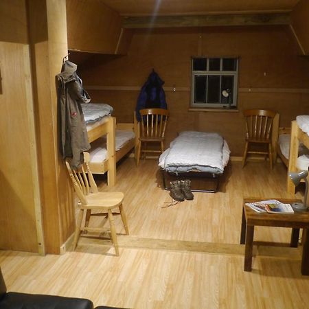 Hazel Barrow Bunkbarn Villa Лийк Екстериор снимка